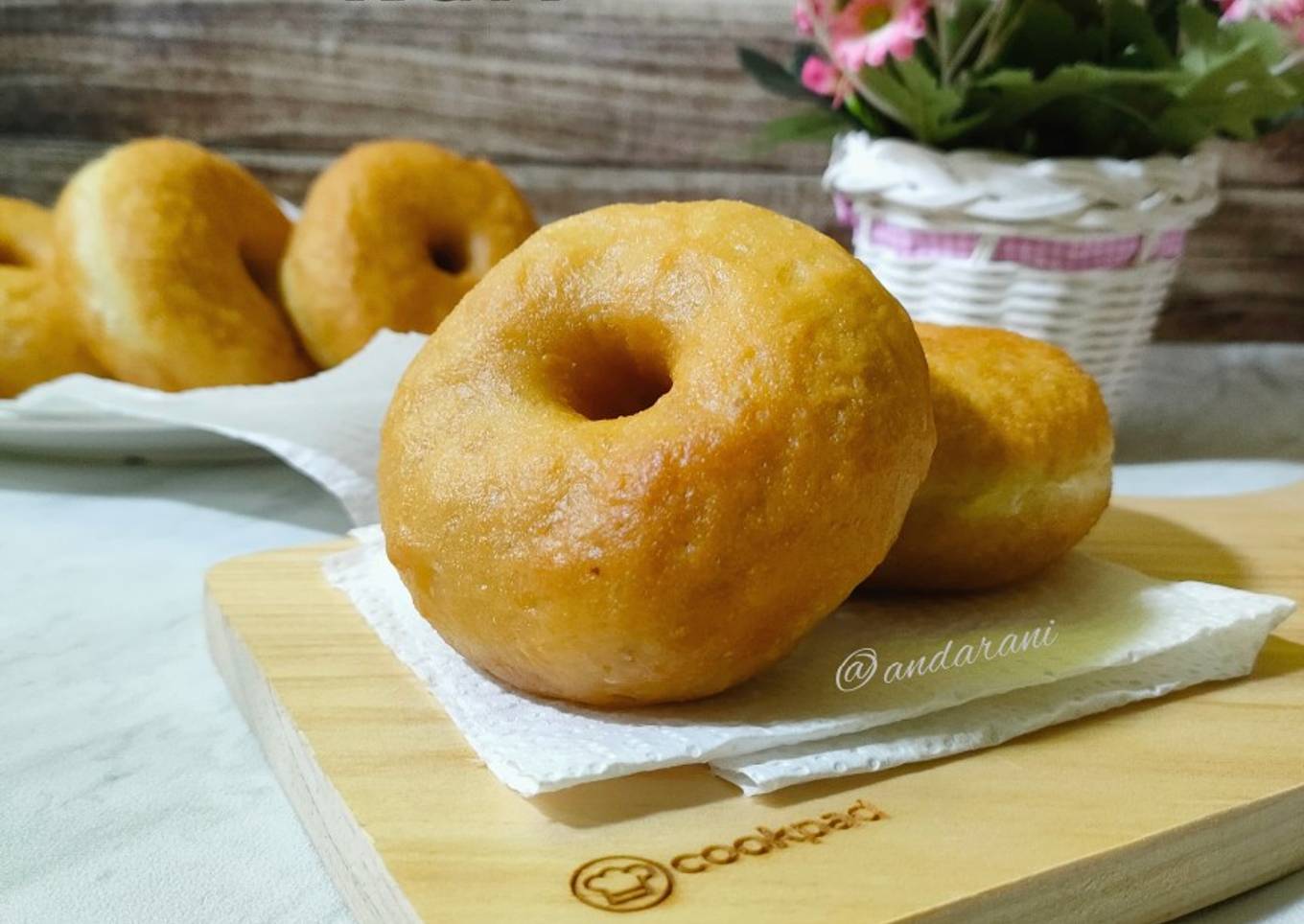 Donat Kopi Lembut (tanpa mixer, tanpa telur)