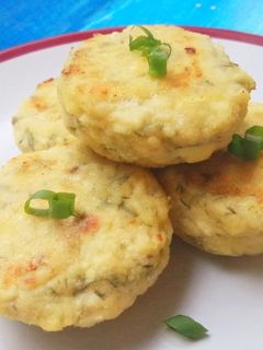 Фото Диетические куриные котлеты с творогом.