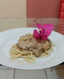 Pasta curry con salsa bechamel