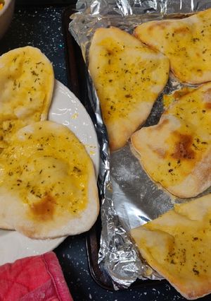 A picture of Simple naan bread.