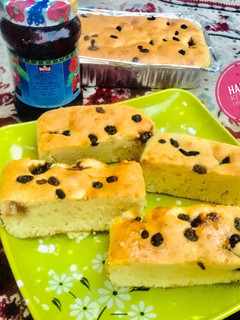 A picture of Fruity cake loaf.