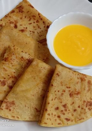 पुरणपोळी (puranpoli recipe in marathi) रेसिपी चे मुख्य फोटो 