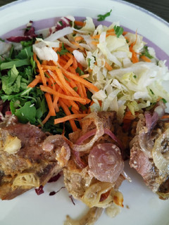 Háromhagymás mustáros tarja recept fotója