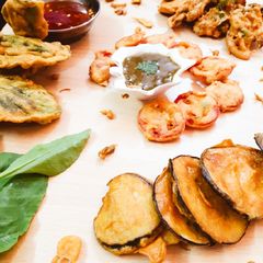 A picture of Pakora Platter.