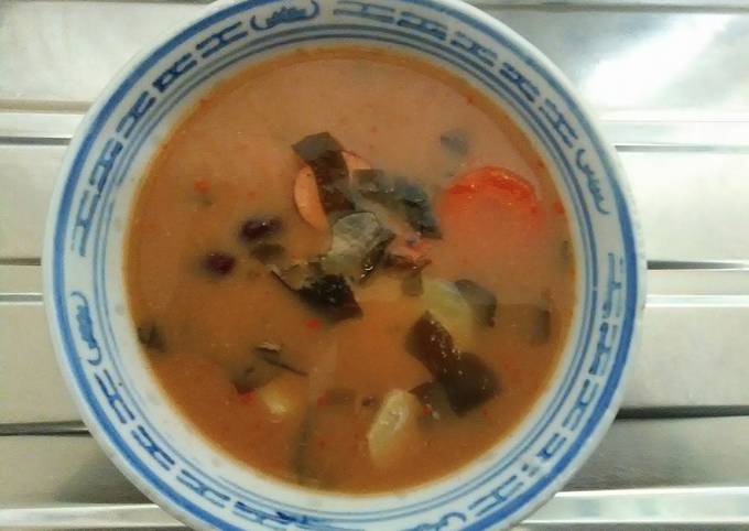 Recipe of Ultimate Japanese dashi miso soup with smoke sausage  twist of chilli yutaka  wakame sea weed