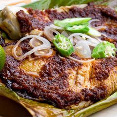 A picture of BBQ Stingray Fish (ikan Pari Bakar).