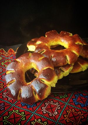 صورة لوصفة الخبز الأصفر بالعجوة {نواعم}