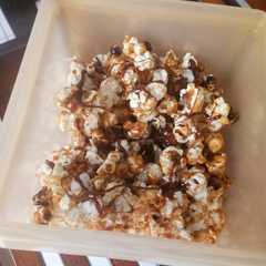 Popcorn Caramel রেসিপির প্রধান ছবি