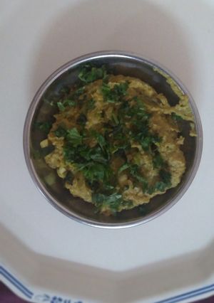 બાજરી ના લોટ નું ખીચું (Bajri Flour Khichu Recipe In Gujarati) રેસીપી મુખ્ય ફોટો