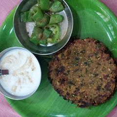 A picture of Methi leaves pearl millet flour Dhebra.