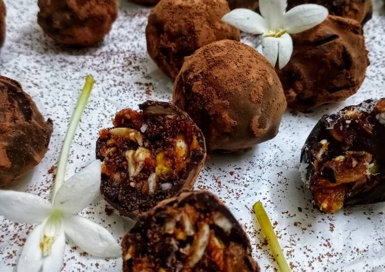 Steps to Prepare Speedy Dryfruit Choco Balls