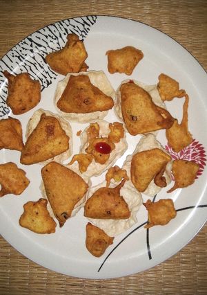 सूरन पकौड़ा (Suran Pakoda recipe in Hindi) रेसिपी मुख्य फोटो