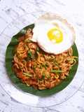 Mie Goreng Nyemek Pedas Bumbu Uleg