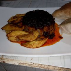 A picture of Ewa agoyin.