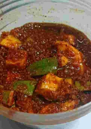 A picture of Mango pickle.