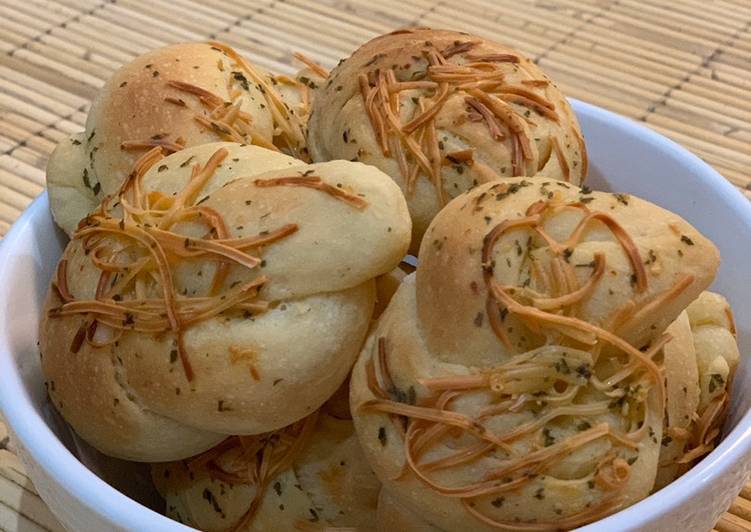 Cheese herbs garlic bread