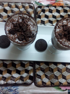 ओरियो मिल्क शेक (oreo milk shake) रेसिपी मुख्य फोटो