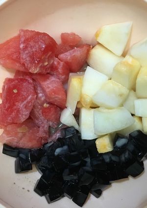 Foto resep Sop buah SeBel Cin (semangka, belewah, cincau) 😍