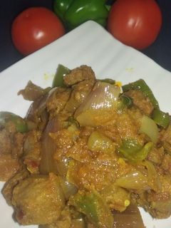 सोयाबीन विथ चिली प्याजा (Soyabean with chili pyaza recipe in Hindi) रेसिपी मुख्य फोटो