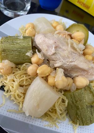 Une photo de Rechta au poulet