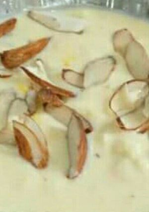 A picture of Mixed dryfruits kheer.