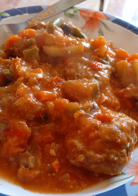 Una foto de Albóndigas de ternera y pollo