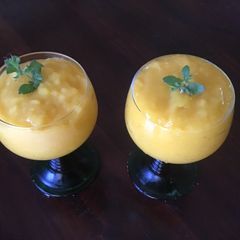 A picture of California Farm No Sugar Mango Sorbet.