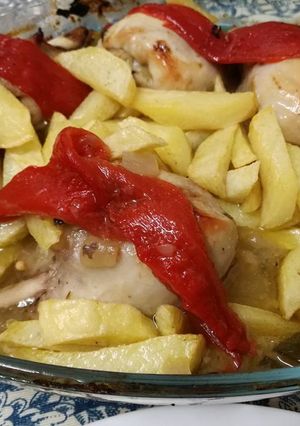 Una foto de Pollo en salsa de calabacín