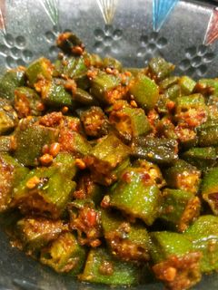 मसाला भिंडी (Masala Bhindi recipe in hindi) रेसिपी मुख्य फोटो
