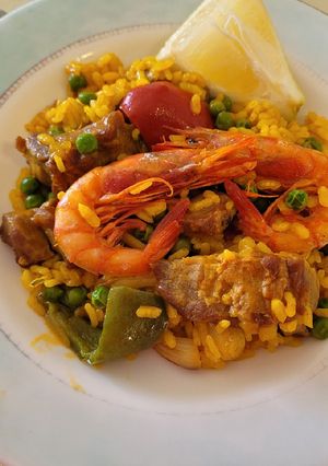 Una foto de Paella de aprovechamiento y tiempos difíciles