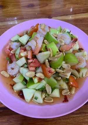 รูปของ ยำแอปเปิ้ลเขียวใส่กุ้ง