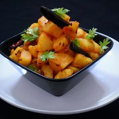 A picture of Aloo ke gutke.