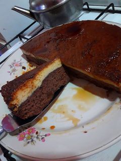 Una foto de Chocoflan sin horno ♡