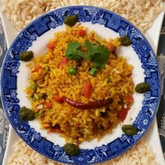A picture of Puff Rice poha.