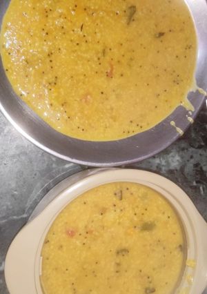 वेज दलिया(veg daliya recipe in hindi) रेसिपी मुख्य फोटो