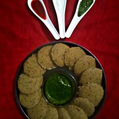 A picture of Healthy bathua idli.