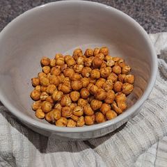 A picture of Roasted Chickpeas.