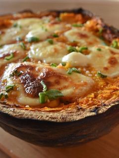 Una foto de Zapallo Relleno de Humita