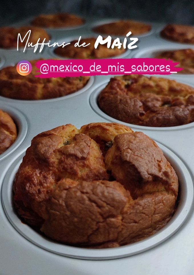 Una foto de 💥 MUFFINS DE ELOTE, RELLENOS DE QUESO Y RAJAS 💥