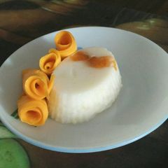 A picture of Mango Pannacotta.