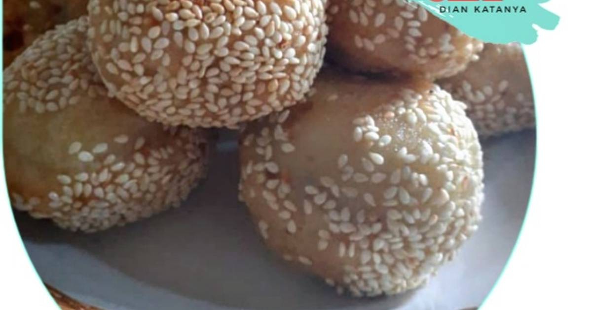 Resep Onde-onde Kentang Wijen (Isi Kelapa Kacang) oleh