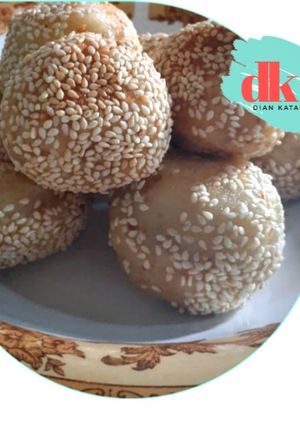 Foto resep Onde-onde Kentang Wijen (Isi Kelapa Kacang)