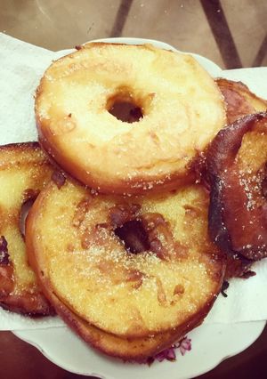 A picture of Crispy apple slices.
