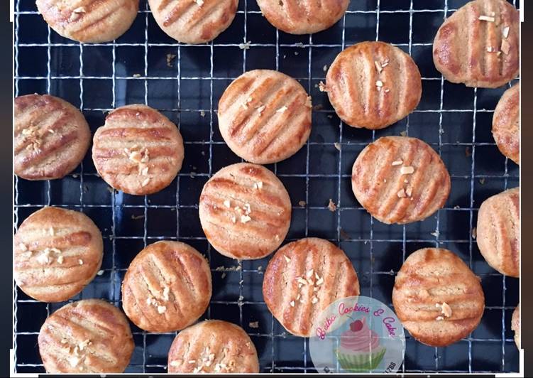 Resep Kue selai kacang/peanut butter simple bgt eggless 