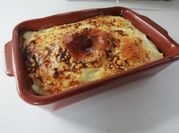 Una foto de comida saludable con papas
