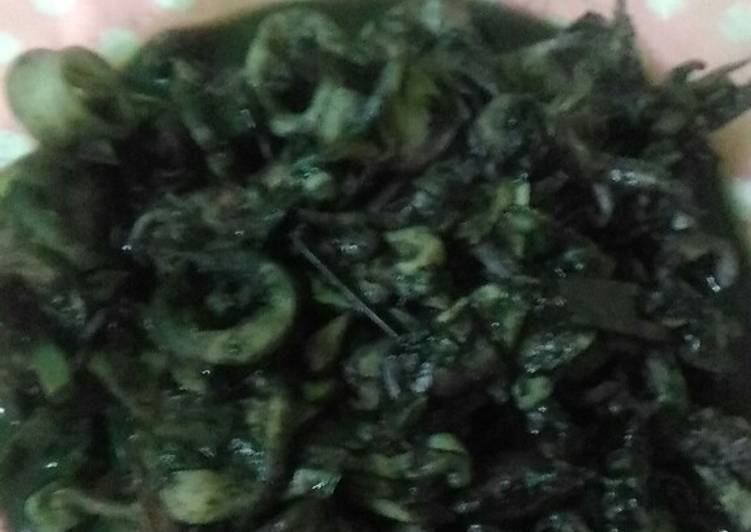 Proses Membuat Cumi asin hitam Lezat