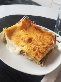 Una foto de Lasaña de espinacas, ricotta y nueces
