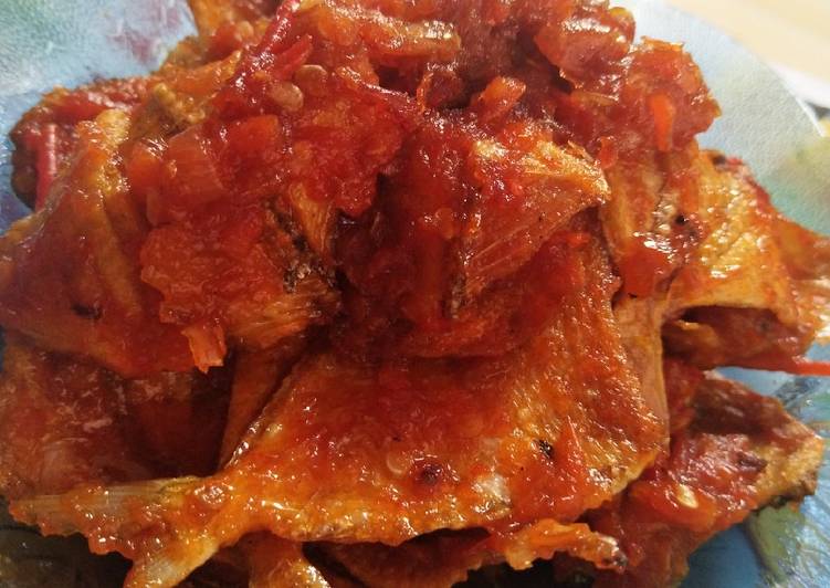 Masakan Unik Sambel ikan asin kipas Enak Sempurna