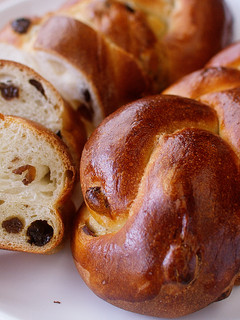 A picture of Soft Chewy Braided Raisin Bread.