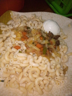 Macaroni da miyan kayan lambu ainihin hoton girkin
